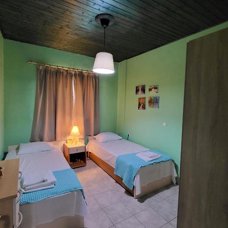 Villa Trifon By Rentalspro Services -Nea Potidea Halkidiki Εξωτερικό φωτογραφία